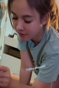 โอนลี่แฟนหลุด น้องส้ม Jeenzen โม๊คควยจนน้ำว่าวแตกใส่มาม่า แล้วกินอย่างอร่อย น้องใจเด็ดสุดๆ